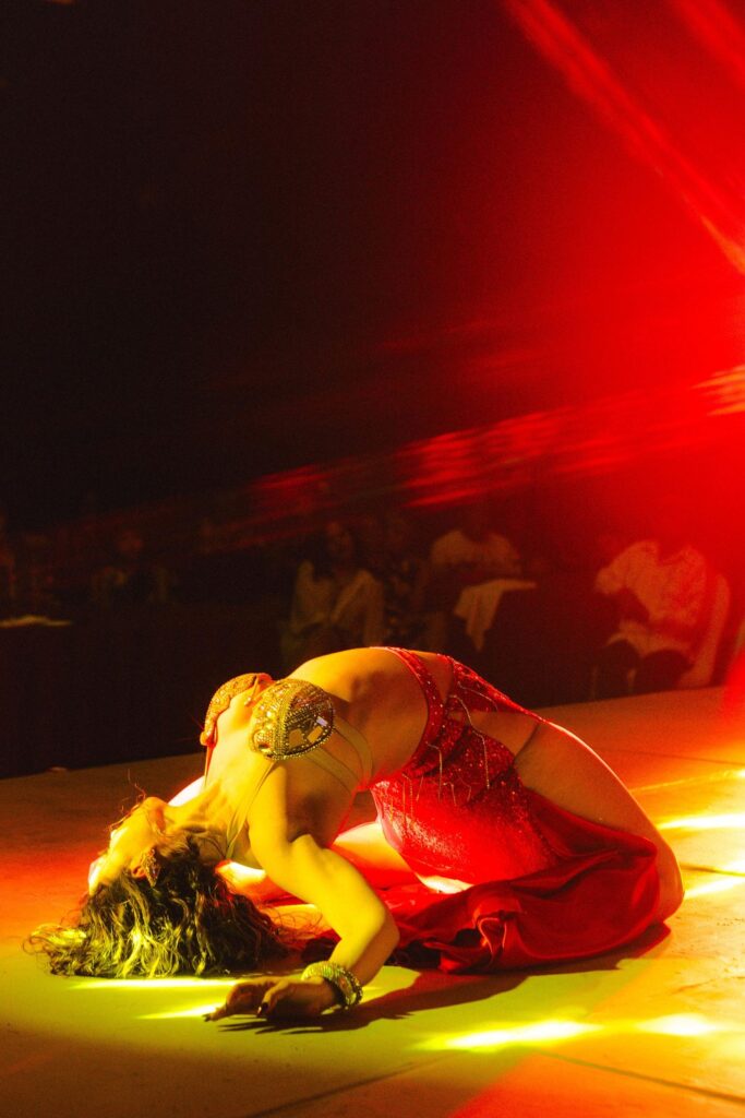 Belly dance